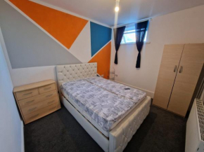 39 Brewery room Plumstead